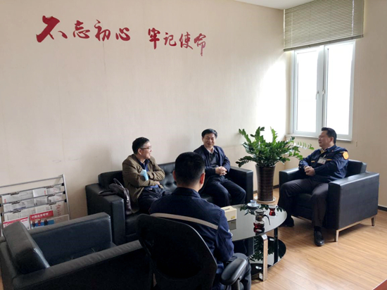 毛院長(zhǎng)赴華德_副本.jpg